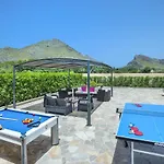 Villa Illa Petita By Villa Plus
